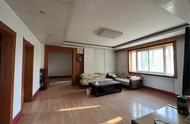 高新区文轩  别墅区多层3楼 公摊小