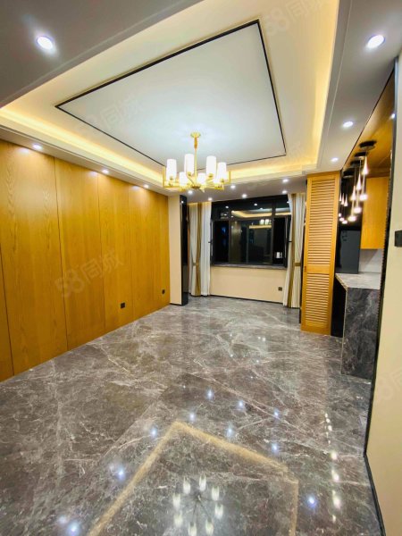 【10图】长春壹号院 电梯洋房大平层 南湖公园旁 力旺广场 4室2卫