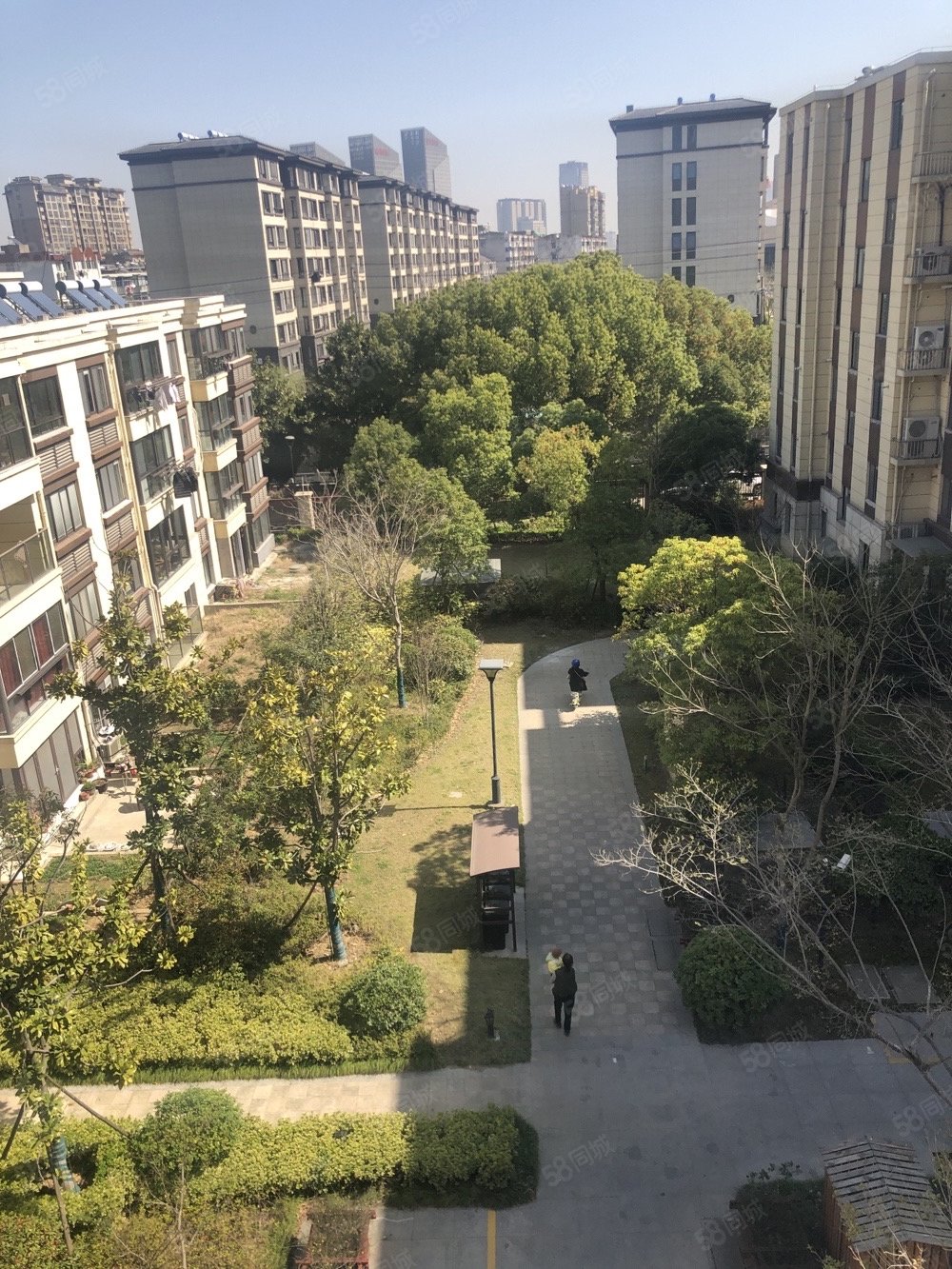 文昌府3室2厅1卫124㎡南北195万