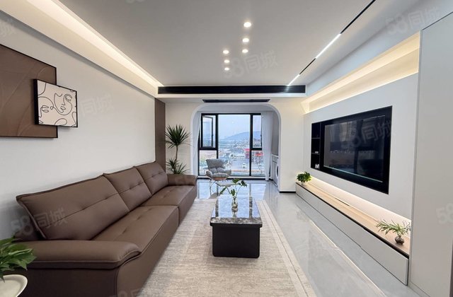 新里西斯莱公馆3室2厅113㎡91.8万二手房图片