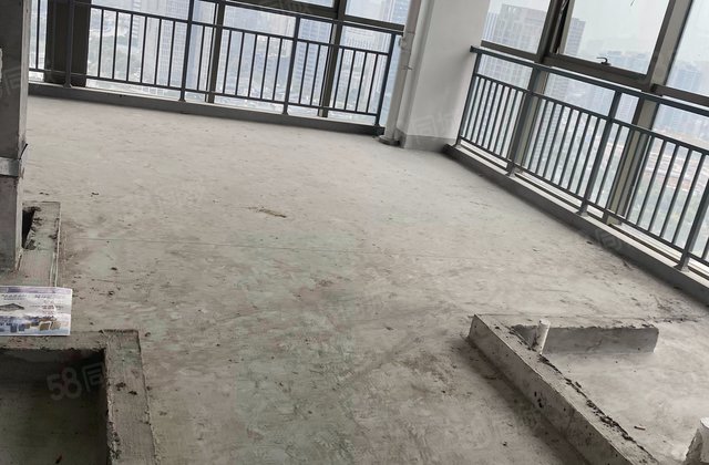 印象湖滨4室3厅317.54㎡450万二手房图片