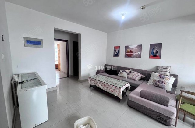 香江西妇幼附近电梯房！中层免大税！小三室户型方正！