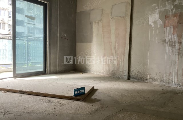 葛洲坝集团中心医院经济适用房3室2厅128㎡67万二手房图片