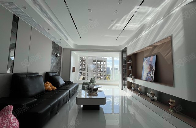 绿地樱花郡3室2厅127.25㎡69万二手房图片