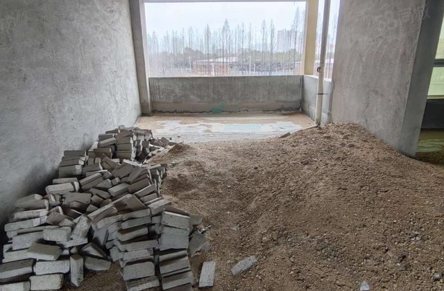 金上海国际广场3室2厅127㎡38.8万二手房图片