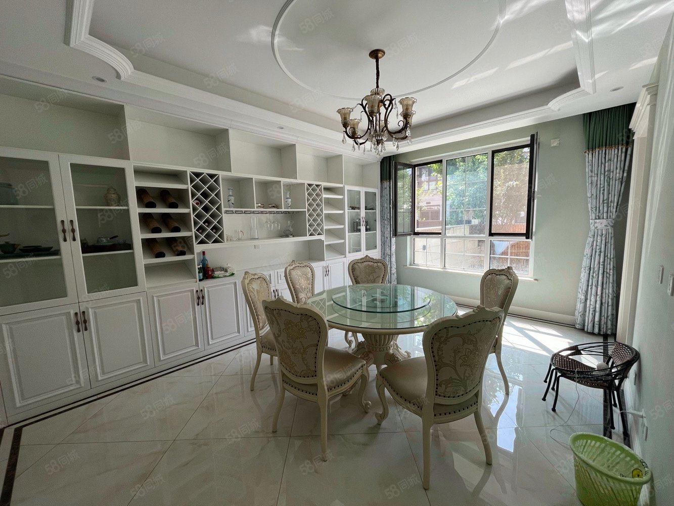 魯能7號別墅(西區(qū))4室2廳4衛(wèi)318㎡南北1049萬