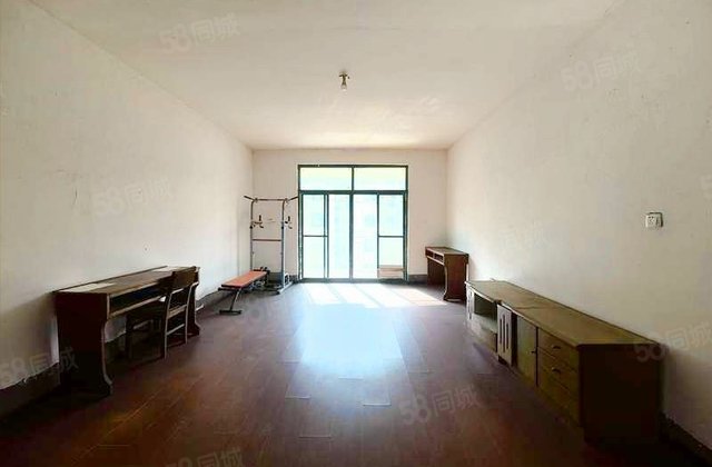 中磊锦绣3653室2厅131㎡60万二手房图片