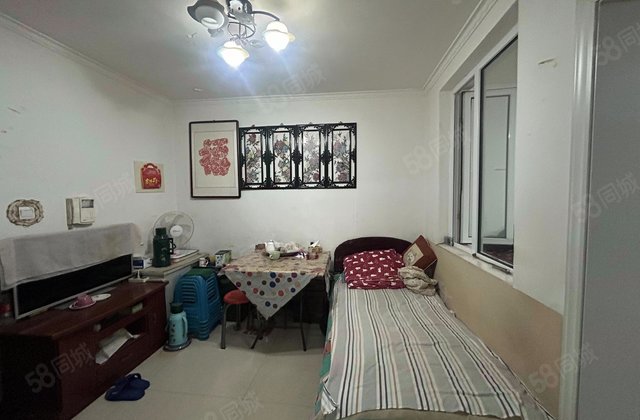 汇豪天下1室1厅39.68㎡24.5万二手房图片