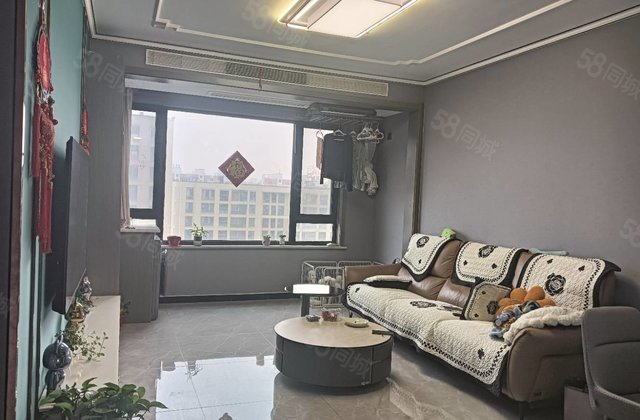 百合新城  三室精装 带车位储藏室 拎包入住 中间楼层 实验