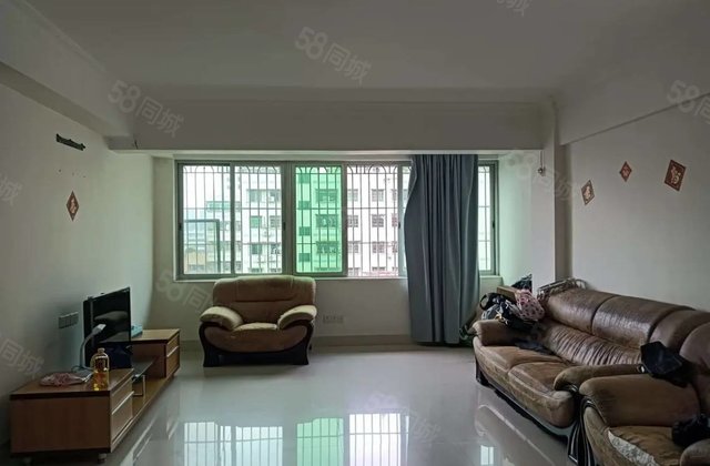 国贸大厦4室2厅153㎡65万二手房图片