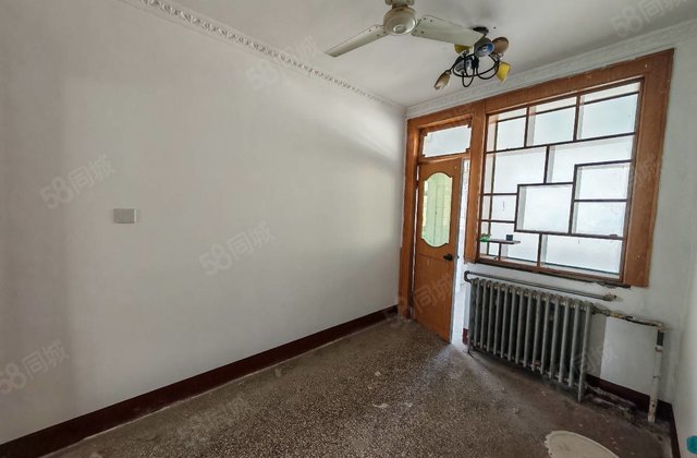 急售 文轩东邻四室79.9  停车方便教育局家属院 文轩花园