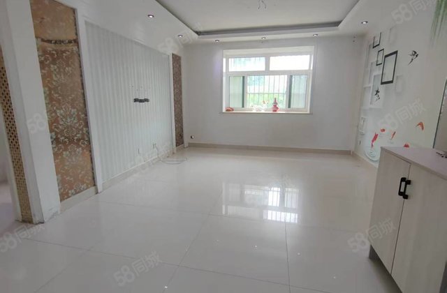 阳光，实验，颐馨园商品房，有电梯，三室朝阳户型，方便看房