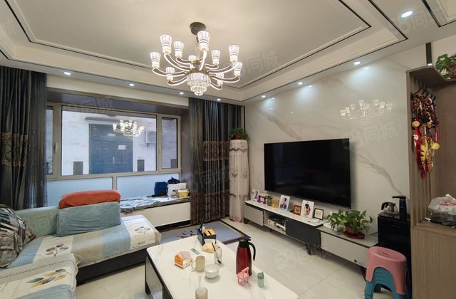 急售！龙湾二期电梯洋房，老文轩外国语，南北通透看房方便