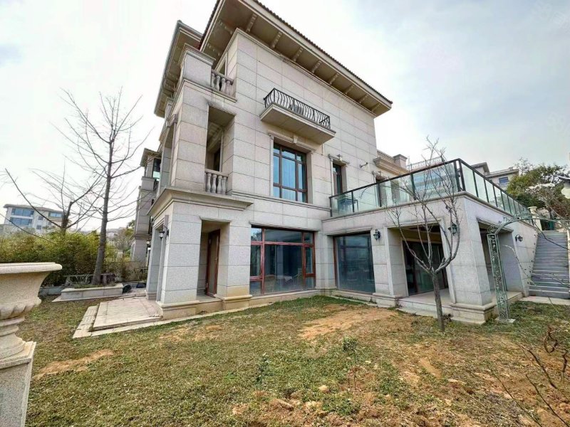 郑州碧桂园别墅区5室2厅4卫235㎡南北445万