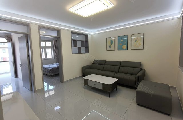 四院 兴华路   东昌中学 精装三室 拎包入住 轴承厂家属院