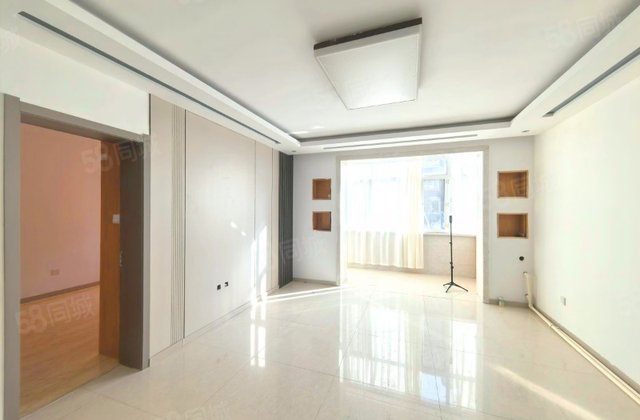 40街区3室2厅81.2㎡47万二手房图片