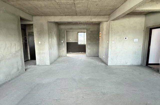 乃东贡康小区4室1厅166㎡75万二手房图片