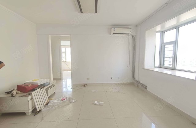 公园北宝徕花园 三室边户 中间楼层 免大税