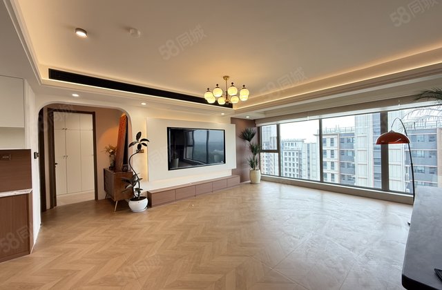 高端小区 全屋精装 新房没住 和鸣大观带车位储拎包入住随时看