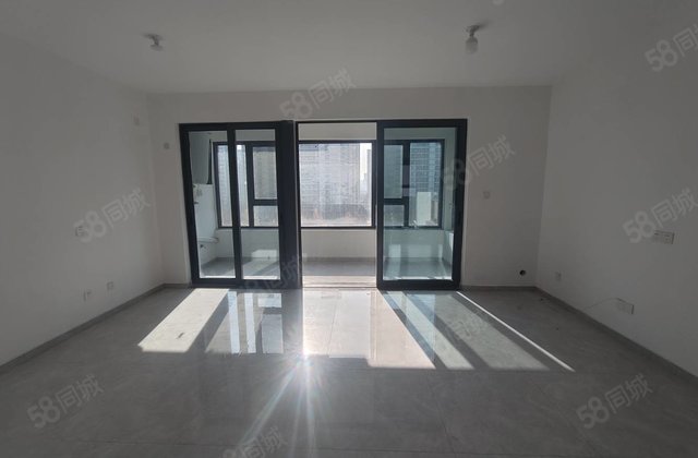 急售理想城 89万 免大税 带车位！110平 三室