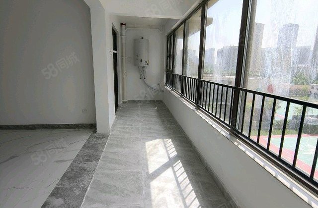 国岳府！独梯独户 新房未住 三室一厅朝阳 双阳台 免大税急售