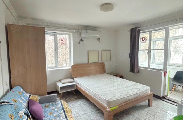 玉橋北里2室1廳1衛(wèi)56.21㎡東西130萬