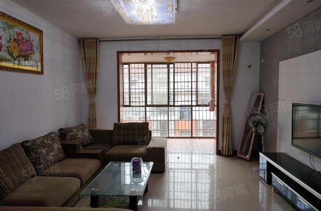 娄底财政旁山水名苑,长井小学,华达子弟学校.娄底四中,鑫悦府