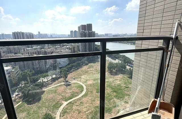 时代水岸一期3室2厅93.07㎡166万二手房图片