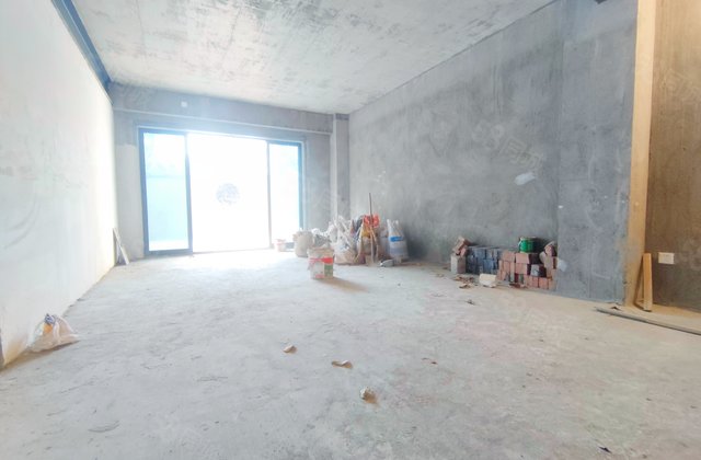 菁蓉滨湖湾观澜府(商住楼)4室2厅92.34㎡152万二手房图片