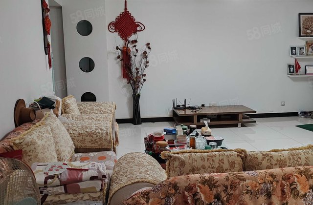 现代花城3室2厅147.64㎡120万二手房图片