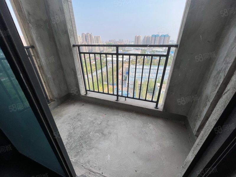 锴鑫名城大三房 带南北两个大阳台58w带杂物间,锴鑫铭城-湘潭58同城