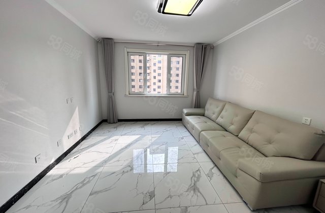 中景华庭A区(公寓住宅)2室2厅85.08㎡69万二手房图片