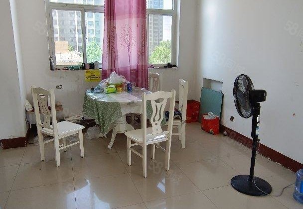 急售金丰苑 居住密度低 出行方便 精装好房 近医院 小三房