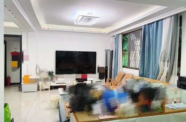 东晓南路813号大院4室2厅134.3㎡350万二手房图片