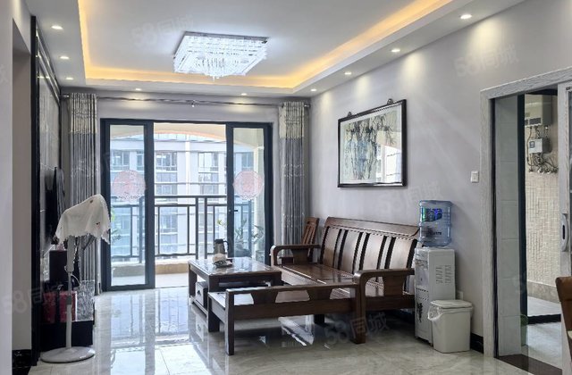 南国豪苑3室2厅102㎡132万二手房图片