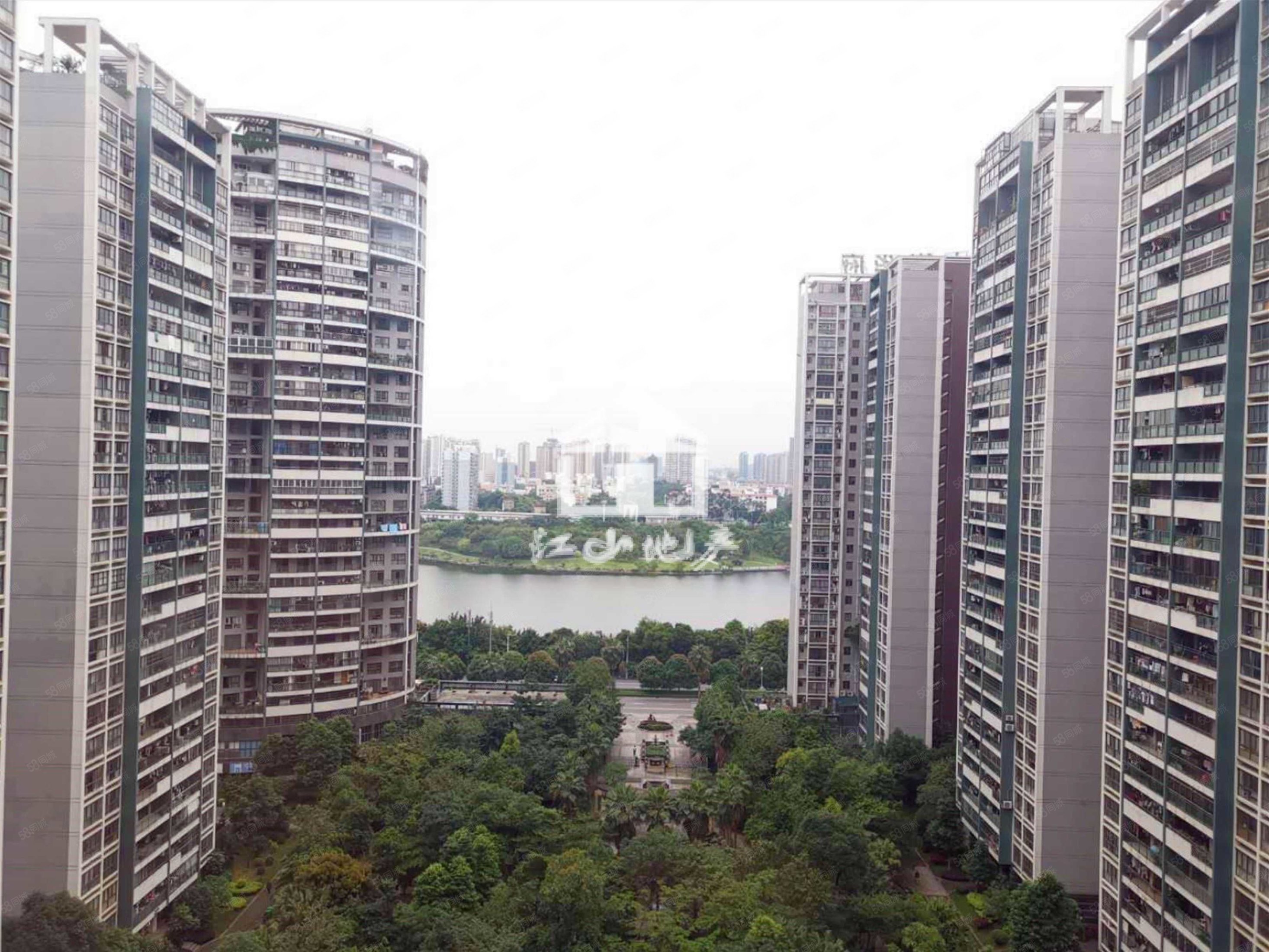 西建水岸华府3室2厅1卫92.62㎡北70万