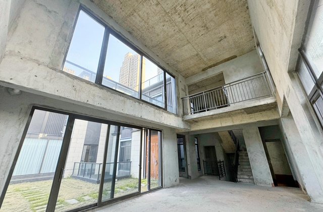 绿岛映月湾花园(别墅)1室1厅627.02㎡900万二手房图片