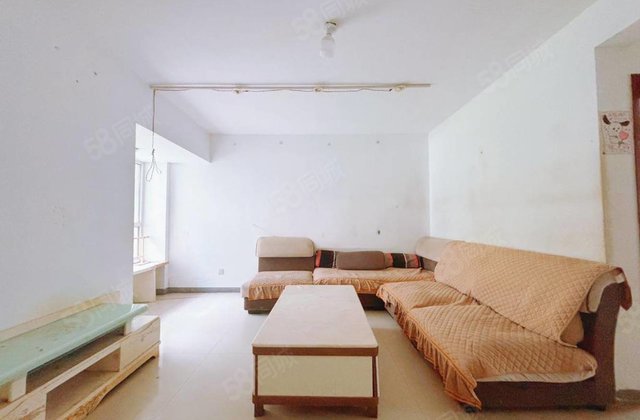 站前街，西湖馨苑电梯洋房，正规三室，94平57万，望湖花园。