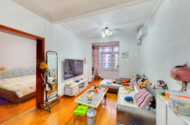 落虹桥街10号院2室1厅64.29㎡133万二手房图片