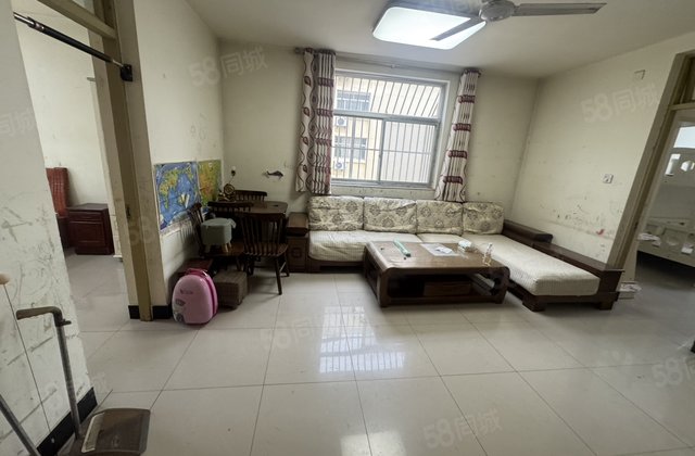 振兴路七中 欧景丽都 3楼地暖 3室边户有储20平