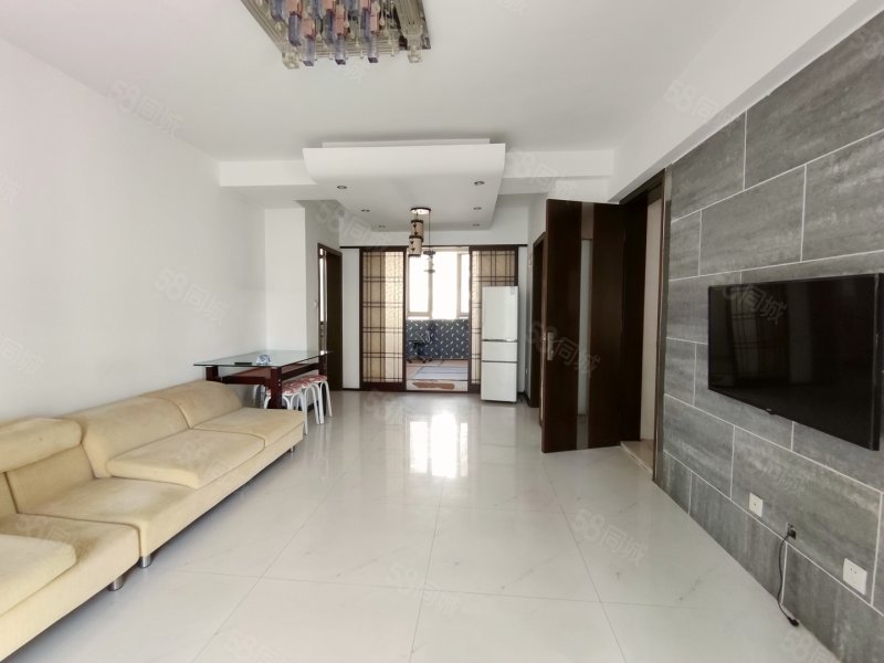 中劫3千,小平岛邻海园,多层洋房3室2厅,钥匙看房随时