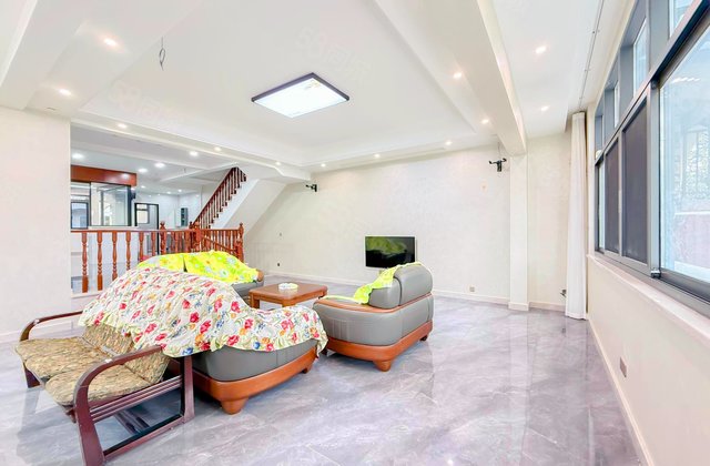 桂溪欧苑7室2厅363.23㎡390万二手房图片