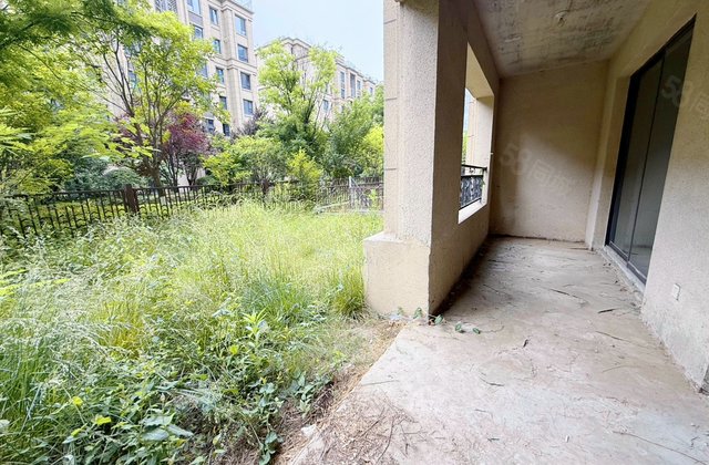 金辉世界城D区4室2厅371.37㎡750万二手房图片
