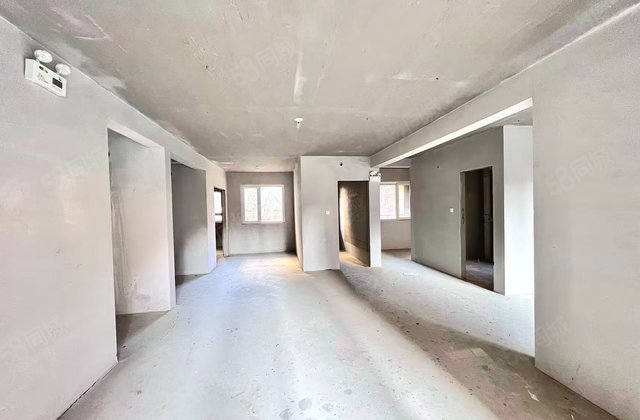 龙湖阳光城雲峰原著3室2厅97㎡63万二手房图片