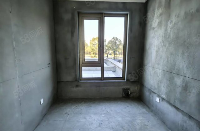 天桐悦4室2厅122㎡158万二手房图片