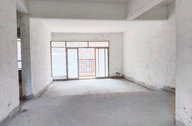 御翠豪苑4室2厅206.03㎡99万二手房图片