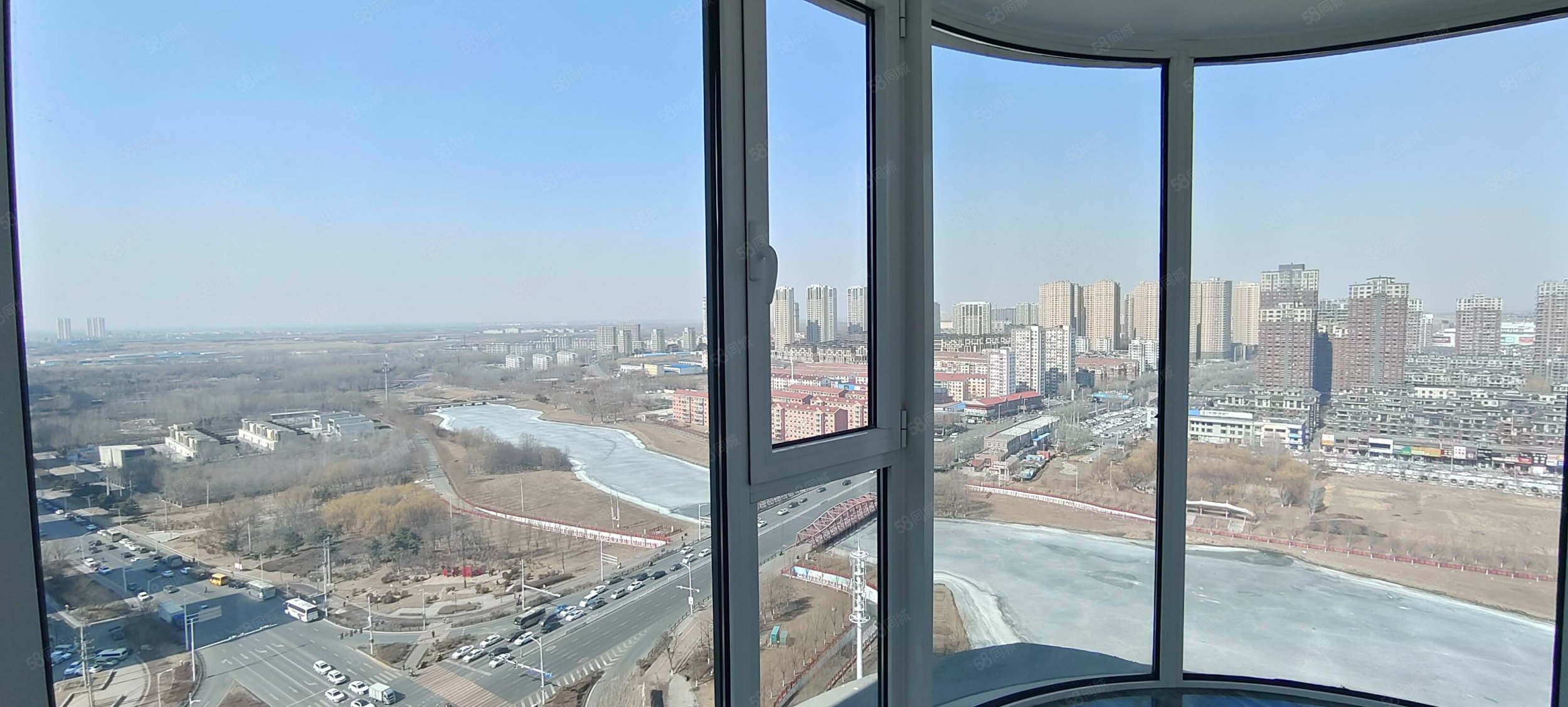 汇置尚都 玻璃幕墙 大阳台 零公摊 精装修 拎包入住 随时看