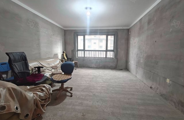 中央郡一期3室2厅115㎡96万二手房图片