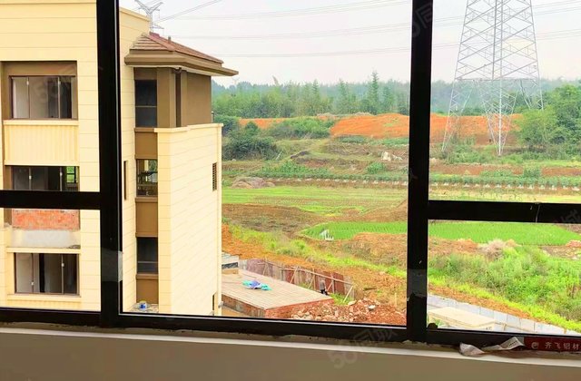 牧山溪岸麓湾墅4室2厅204.69㎡195万二手房图片