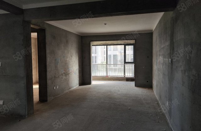 建业泰和府4室2厅130㎡96万二手房图片